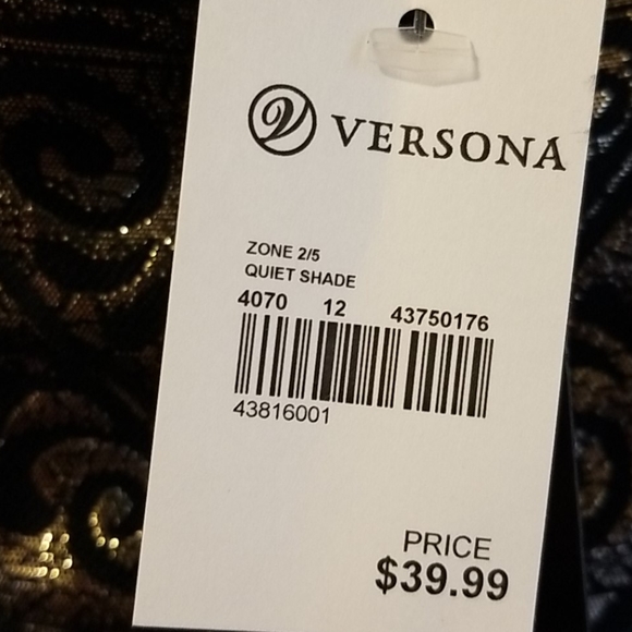 Black and Gold metallic thread skirt - Picture 3 of 6